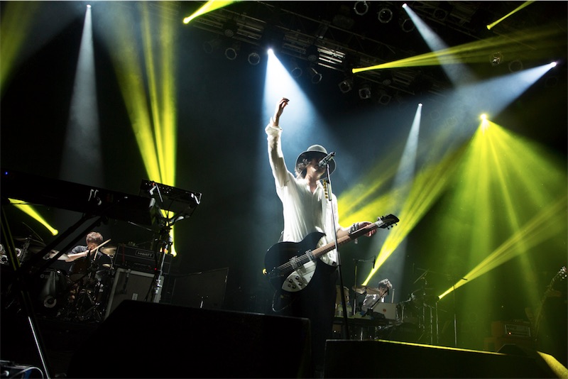 RADWIMPS、ゲスの極み乙女。を迎え冬の到来を感じる札幌で灼熱の競演！同世代バンド同士の愛とリスペクトが「ありあまる」第五夜