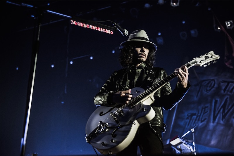 斉藤和義、47都道府県ツアーがスタート！さらに「Kazuyoshi Saito J-160E」のリリースが決定！