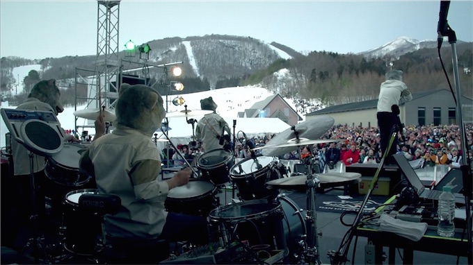 MAN WITH A MISSION、スキー場ライブを映像化したミュージックビデオを公開！