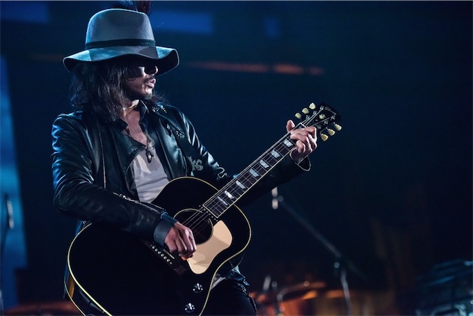 斉藤和義、熊本地震復興支援 チャリティ弾き語りライブを6月2日大阪で開催！