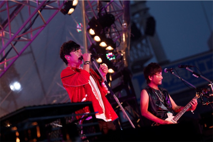 ポルノグラフィティ、2年振りのワンマン野外スタジアムLIVE「横浜ロマンスポルノ'16 〜THE WAY〜」新曲も初披露！