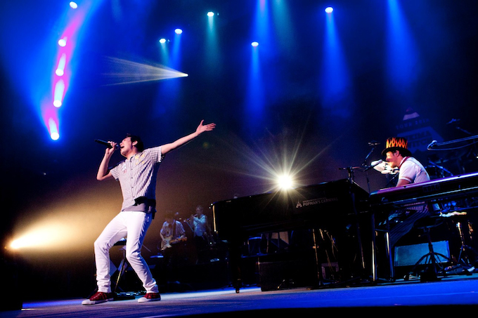 スキマスイッチ、『POPMAN'S CARNIVAL』新コンセプトの全国ツアー、思い出の地でファイナル！