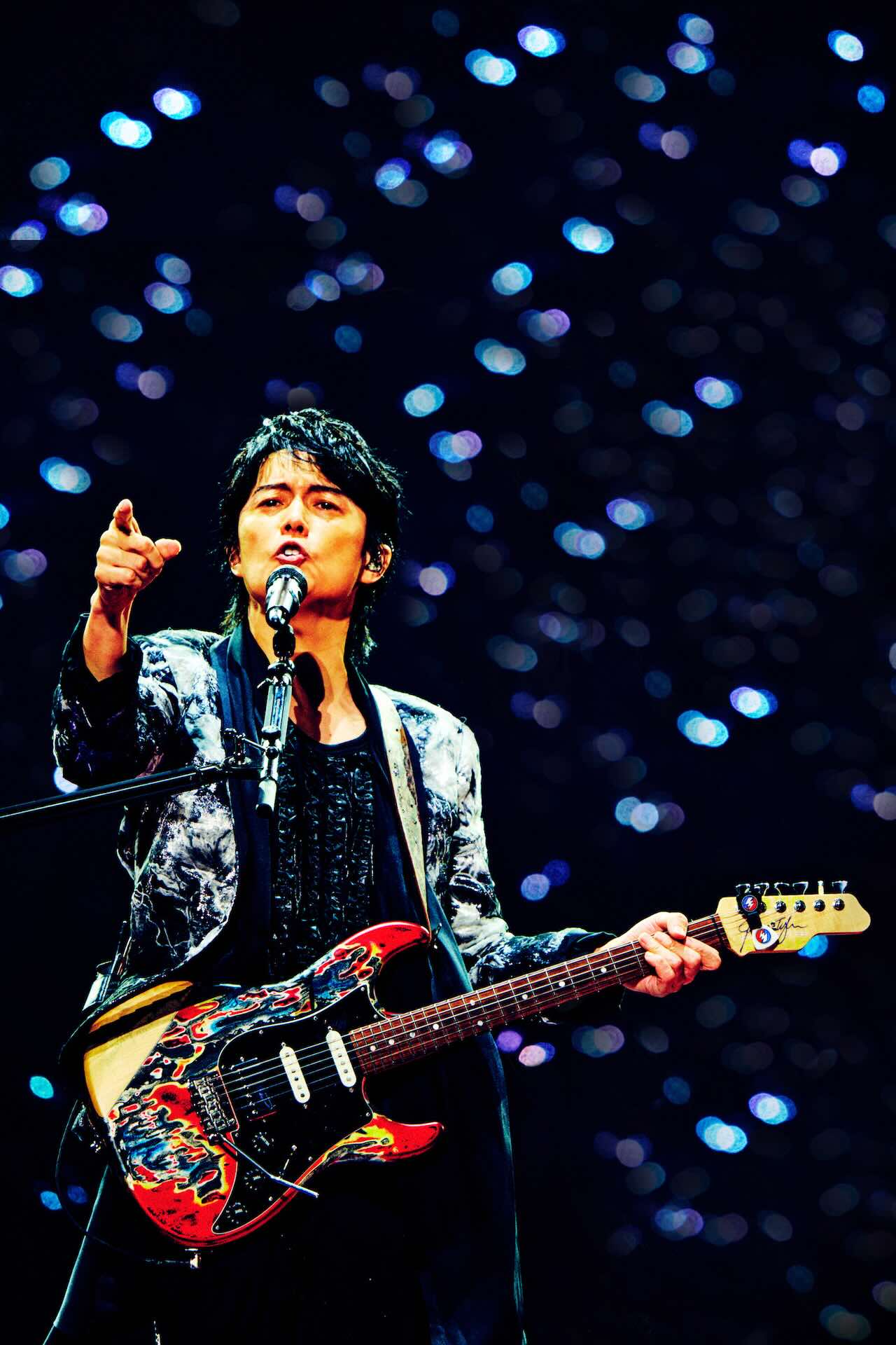 福山雅治、全国アリーナツアー武道館公演で新曲初披露！新アルバムタイトル『超新星』の由来を明かす！