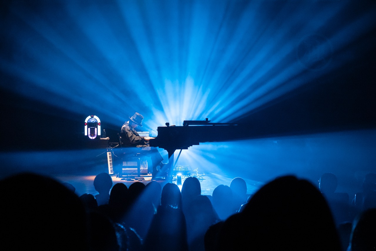 H ZETT M、ピアノ独演会特別公演で2022を締めくくる！来年は新たな展開へ！