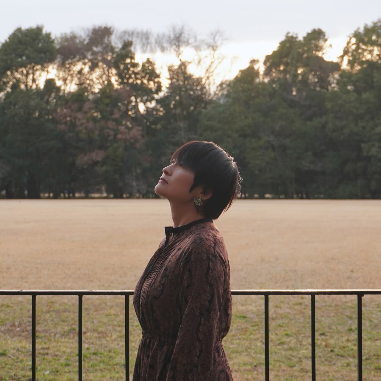 Hannah Warm、ニューシングル『For Us』配信リリース！ネオソウルの温もりが、あなたの日常をそっと照らす。