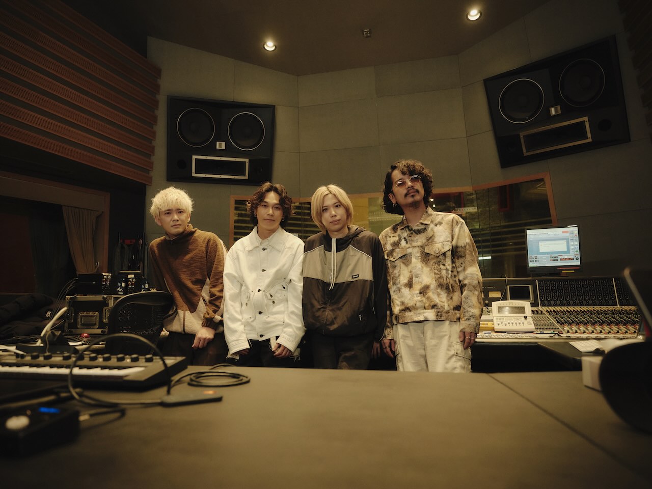 Omoinotake、Official髭男dism小笹大輔と共演の新曲「ペトリコール」配信リリース！