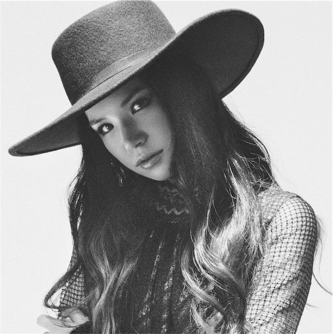 Superfly、ファン投票によって選ばれたオールタイムベスト全39曲の収録曲が決定！
