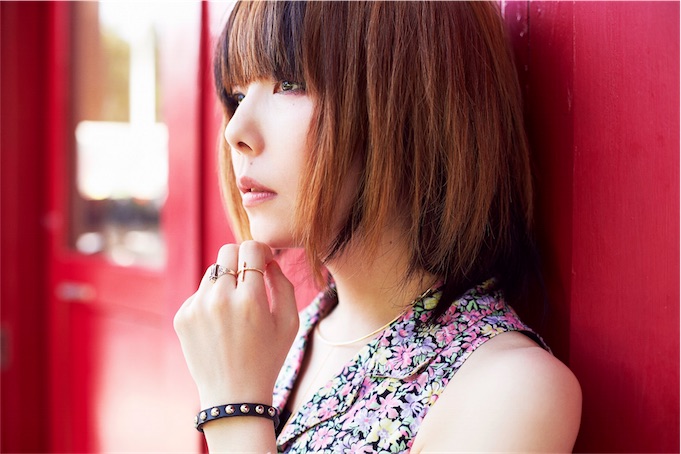 aiko、「Love Like Rock vol.8」のツアーグッズ公開！会場にはガチャも登場！