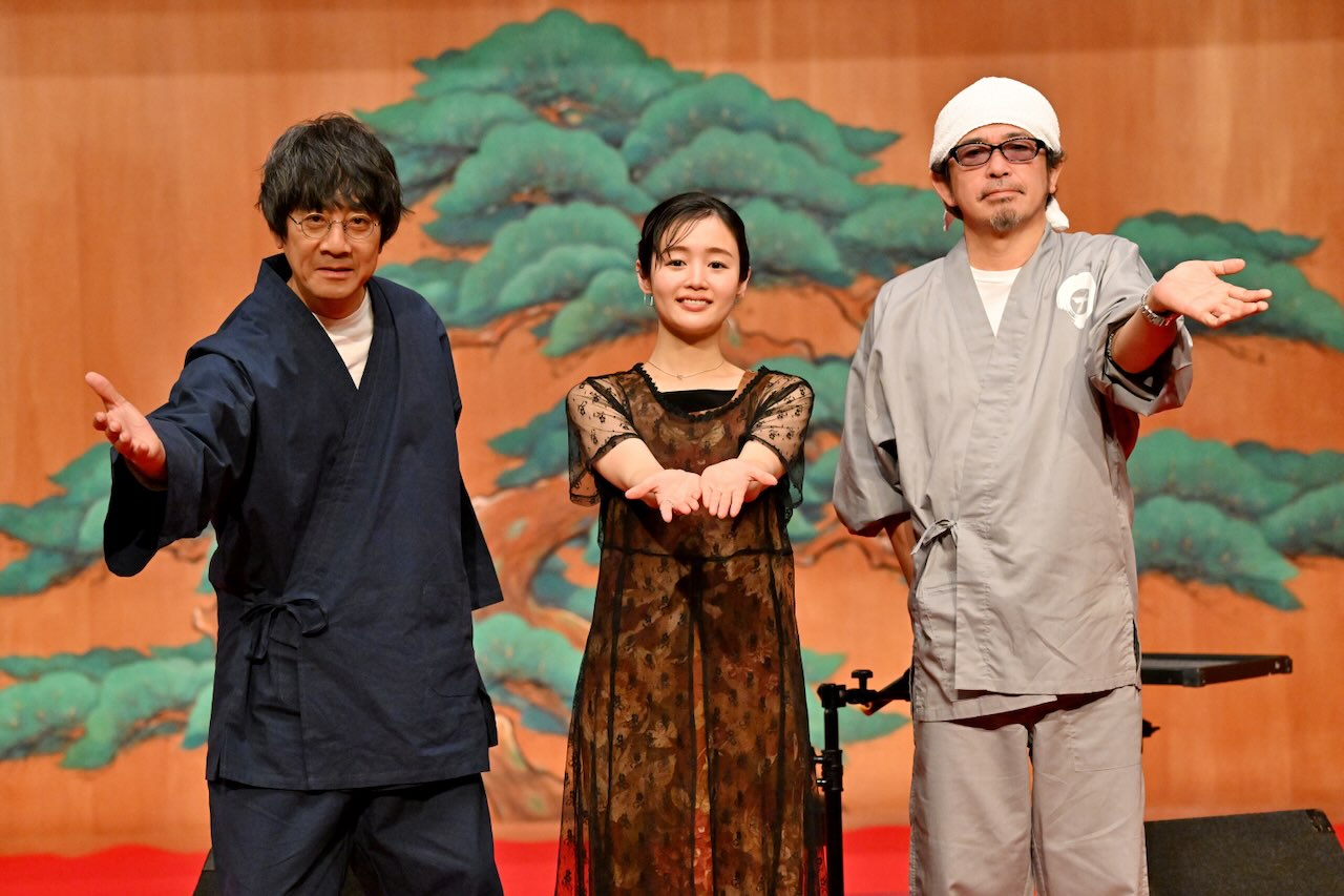 奥田民生、山崎まさよし、藤原さくらが能楽堂でギター1 本弾き語りを披露！「博多ギターのぼせ」イベントレポート！