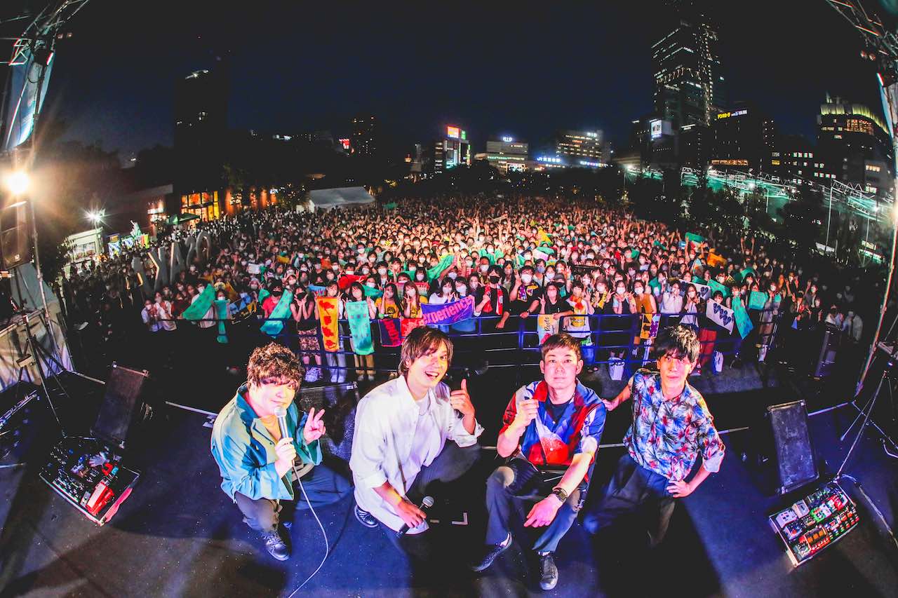 flumpool、デビュー記念日の10月1日に地元大阪天王寺でフリーライブを開催！