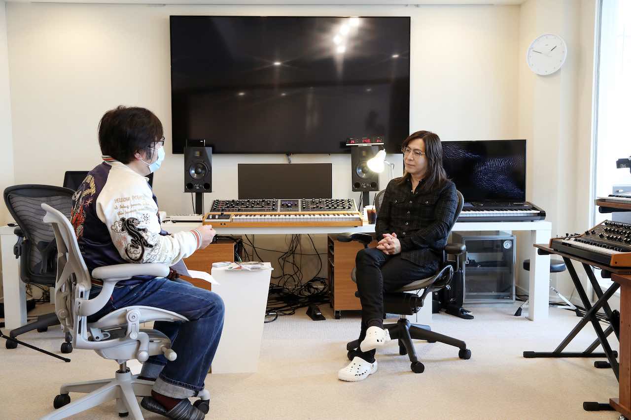 ​​​​小室哲哉、31年ぶりにソロ・デビューアルバムを語る！2時間に及ぶインタビューの現場レポートを特設サイトに緊急掲載！