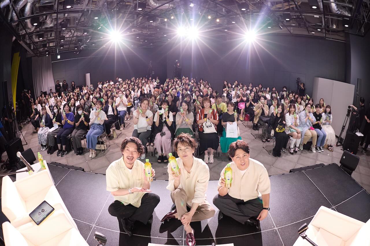 佐藤健、お笑いコンビ・ニューヨークがリスナーの"モヤモヤ"に寄り添う公開収録の様子をJ-WAVEで特番放送！