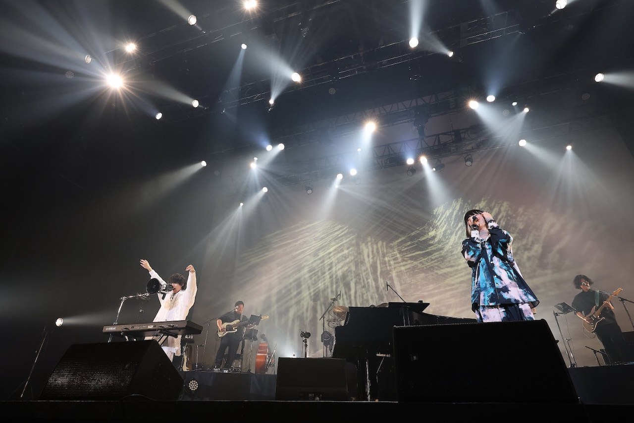 けいちゃん、majikoもゲスト出演で熱唱！LIVE TOUR 2024『円人』東京公演オフィシャルレポート！
