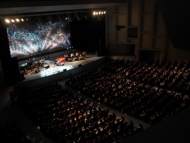 奥華子、史上最大編成で開催した10周年記念コンサート2本が初のBlu-ray化決定！