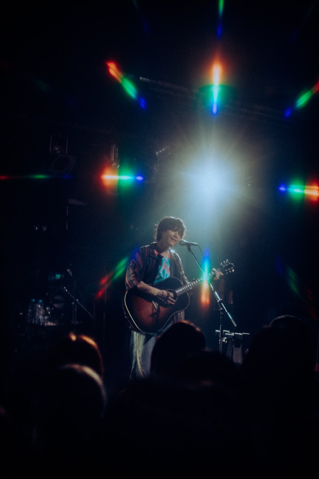 ルイ、ワンマンライブ『鏡みたいですね』のオフィシャルレポート到着！