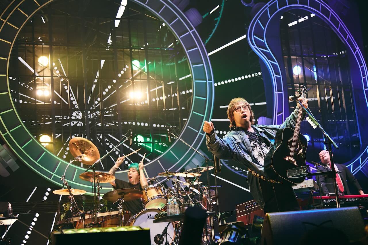 高橋優 15th ANNIVERSARY SPECIAL LIVE TOUR 2025-2026「自由たる覚悟、然として奏ず」追加公演ツアーファイナルライブレポート！