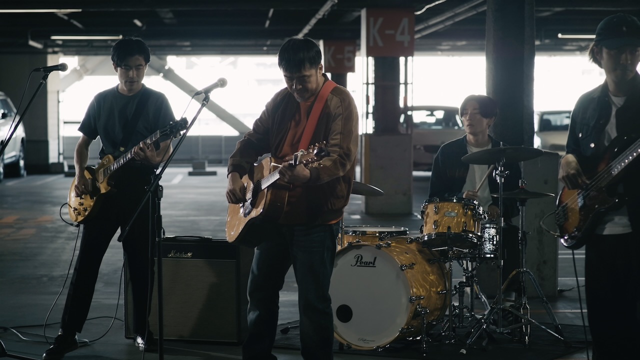 竹原ピストル、映画『港のひかり』インスパイアソング「千切り絵のように私は」のミュージックビデオ公開！