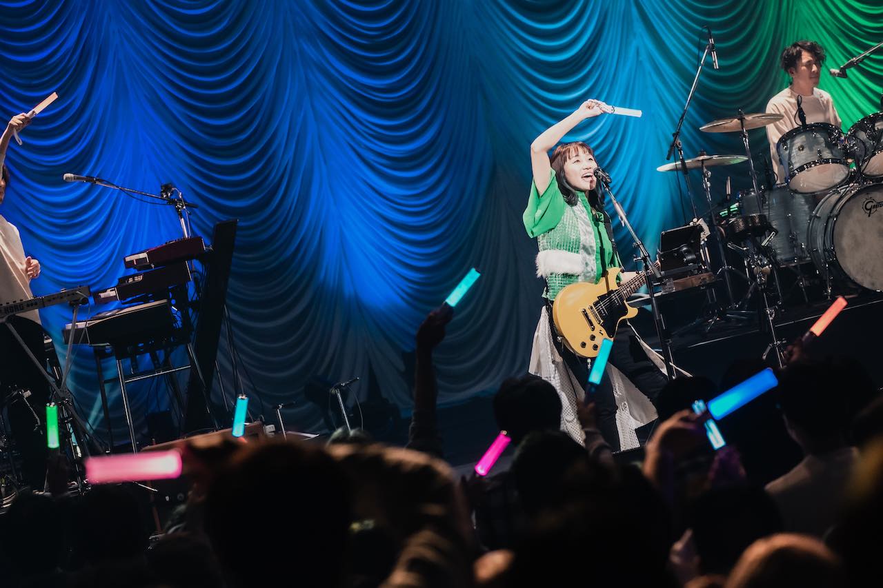 矢井田 瞳、新作『オールライト』を手に地元大阪で新年初ライブ「みんなと一緒にここにいられてよかった！」