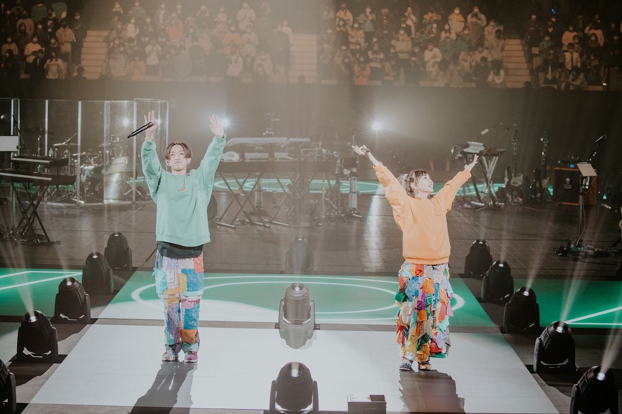 YOASOBI、日本武道館でおこなわれた初の有観客ライブ『NICE TO MEET YOU』閉幕！