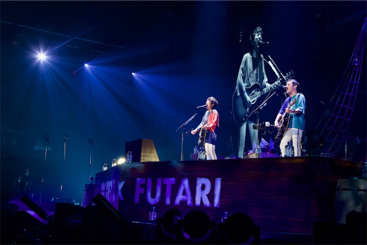 ゆず、広島振替公演でBIG YELLツアー"完結"！2人だけの引き語りライブに1万1000人熱狂！